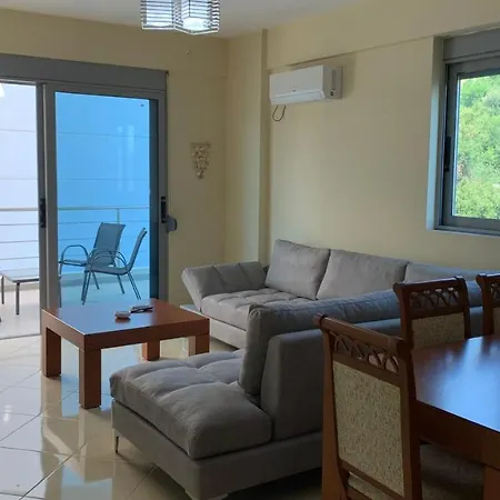 Cozy - 50 Meters From Popular Beaches Apartment Sarande