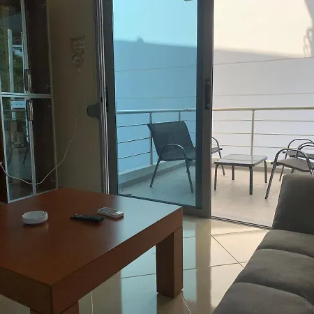 Apartment Cozy - 50 Meters From Popular Beaches