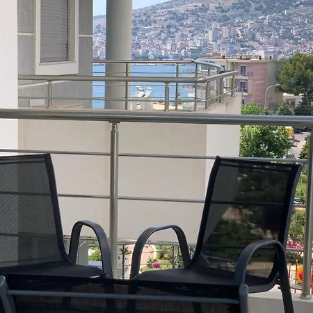 Cozy - 50 Meters From Popular Beaches Apartment